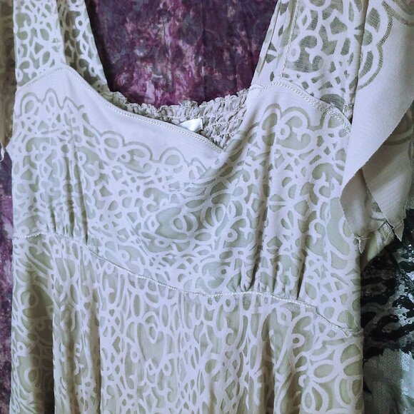 Lot(2) Blouses Tops Lady-XL Burnout Scarf Flutter Sleeve Flower Sequin Animal - Picture 3 of 9